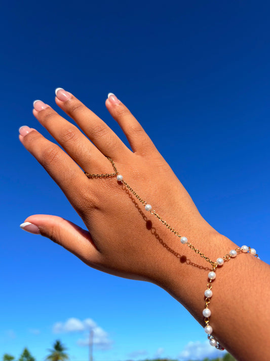 Chic pearl